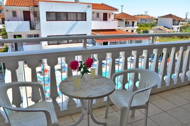 Bona Vista Studios Laganas Extérieur photo